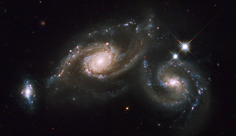 Image of NGC_5679 Arp_274 (HST)